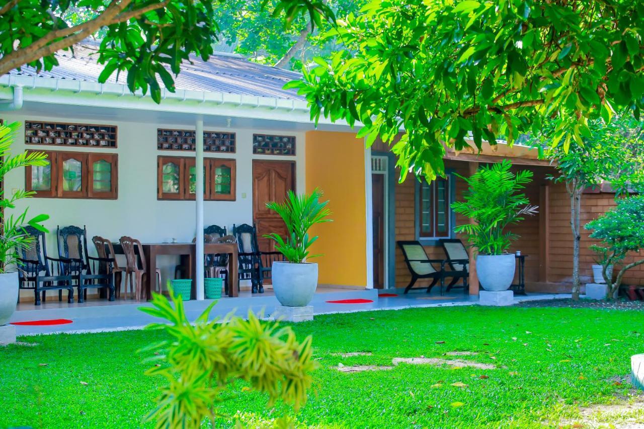 Greenery Lanka Villa Unawatuna Bagian luar foto